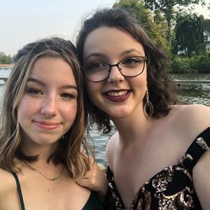 Meet your Posher, Daphne